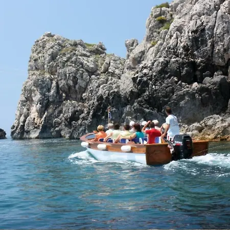Sandy * Omiš
